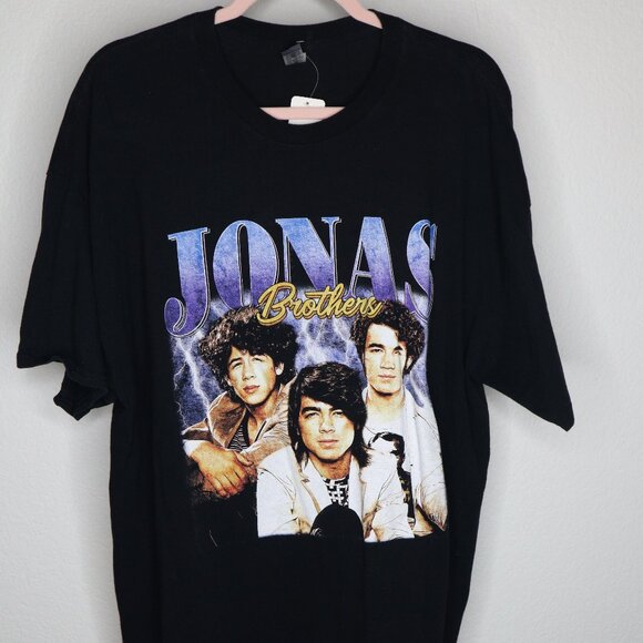 JONAS BROTHERS T-Shirt - Picture 1 of 2